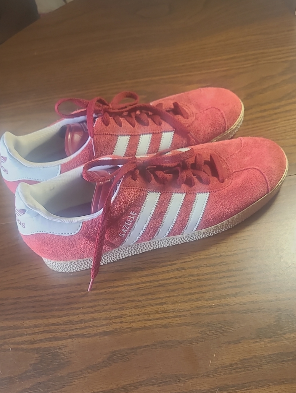 Adidas Gazelle Red White Men's  Ortholite Low Top Sneakers Suede Size 11.5